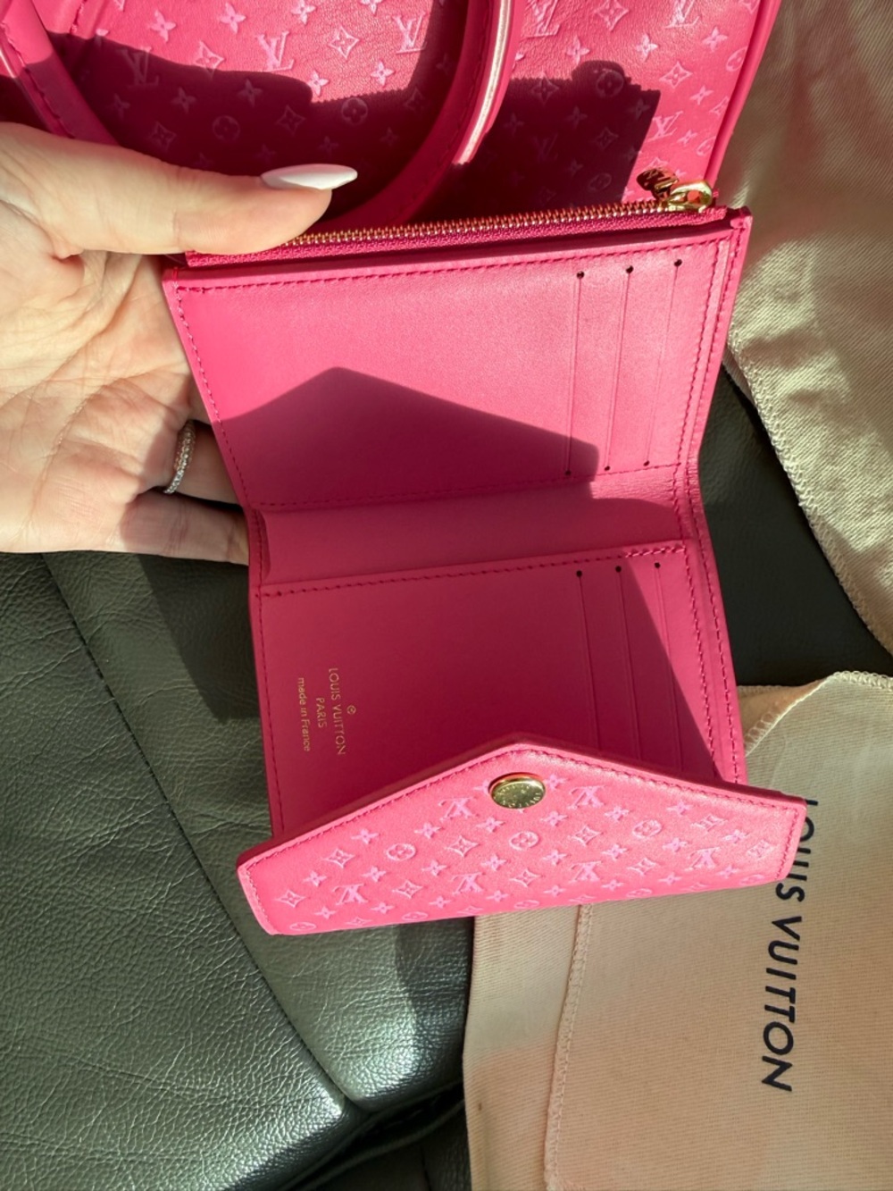 Louis Vuitton Nanogram Speedy Bandouliere 20 and Trifold Wallet Ultra Rare - Picture 6 of 9